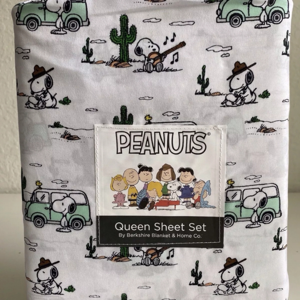 Peanuts Snoopy Woodstock Van Life Camping Cactus QUEEN Size Soft Sheet Set NEW